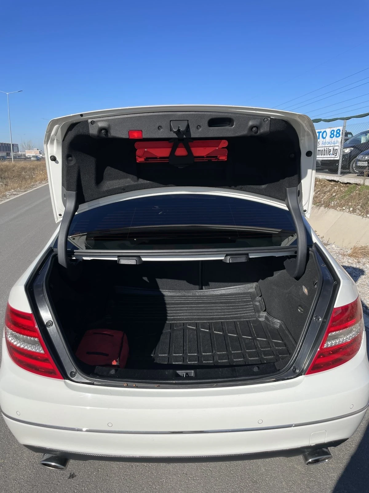 Mercedes-Benz C 350, снимка 8 - Автомобили и джипове - 55729807