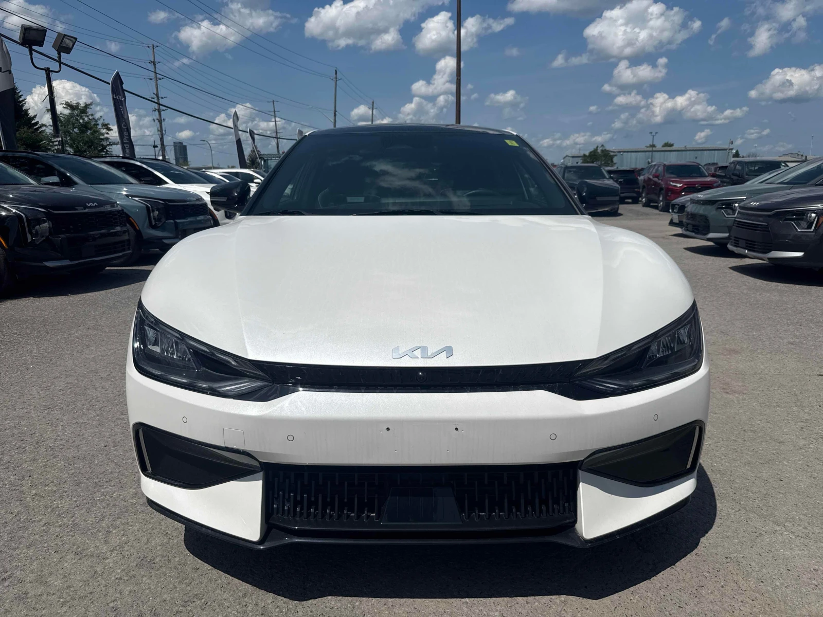 Kia EV6  GT / 360 / DISTRONIC / CARFAX / АВОТКРЕДИТ , снимка 6 - Автомобили и джипове - 55831042