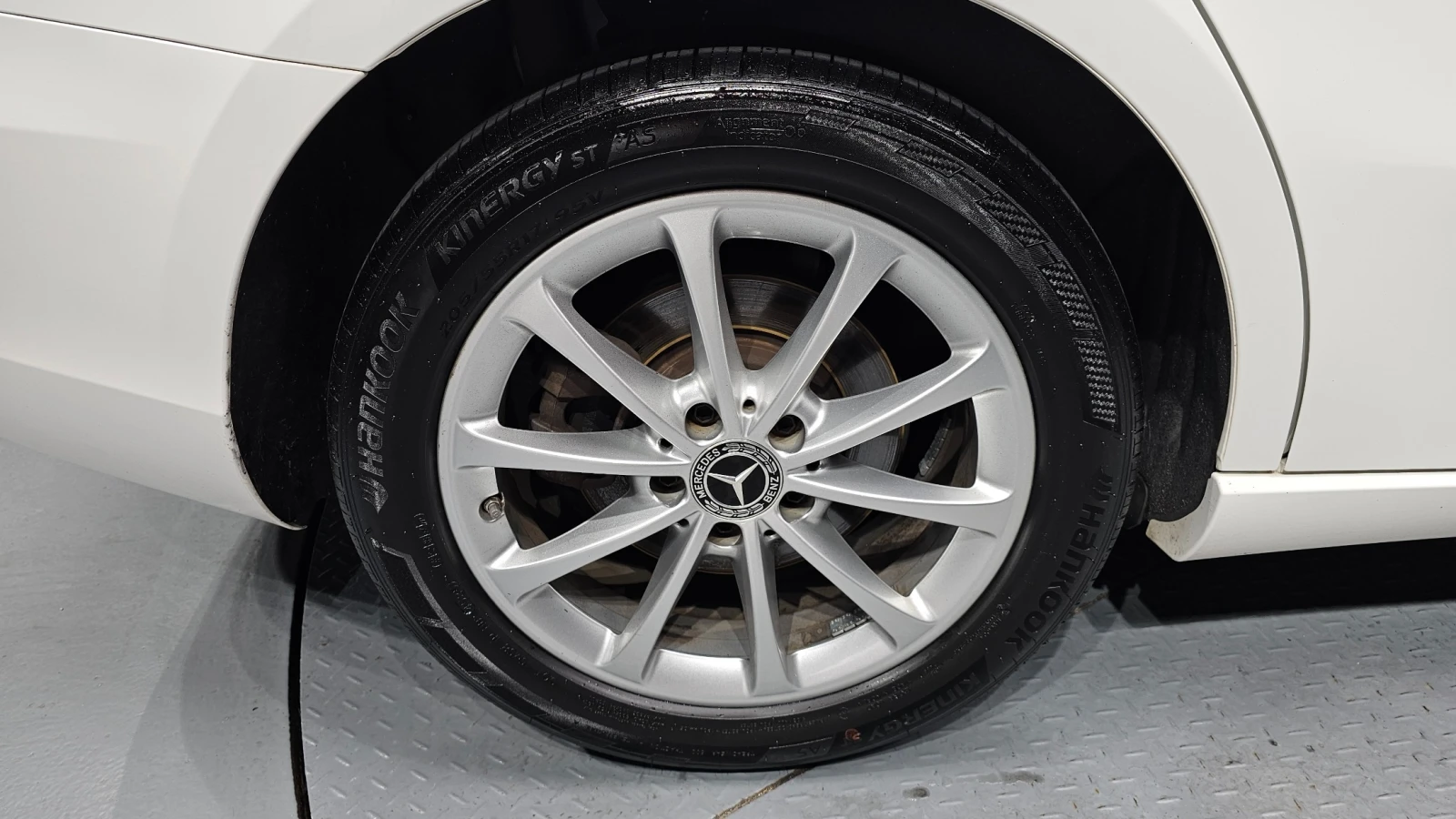 Mercedes-Benz A 220, снимка 3 - Автомобили и джипове - 55901095