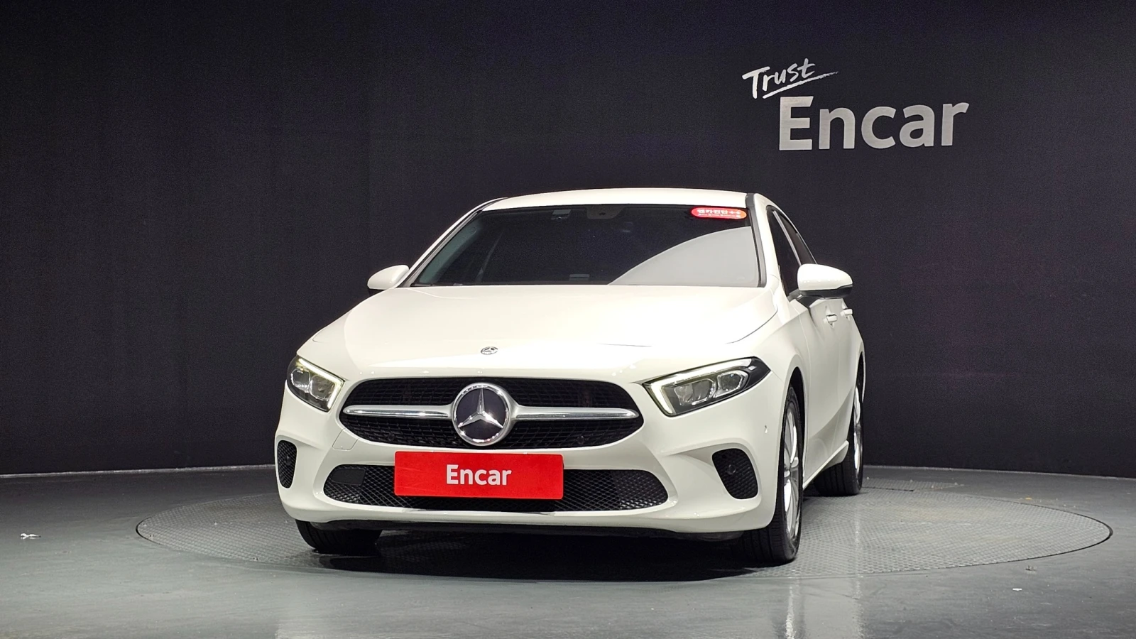 Mercedes-Benz A 220