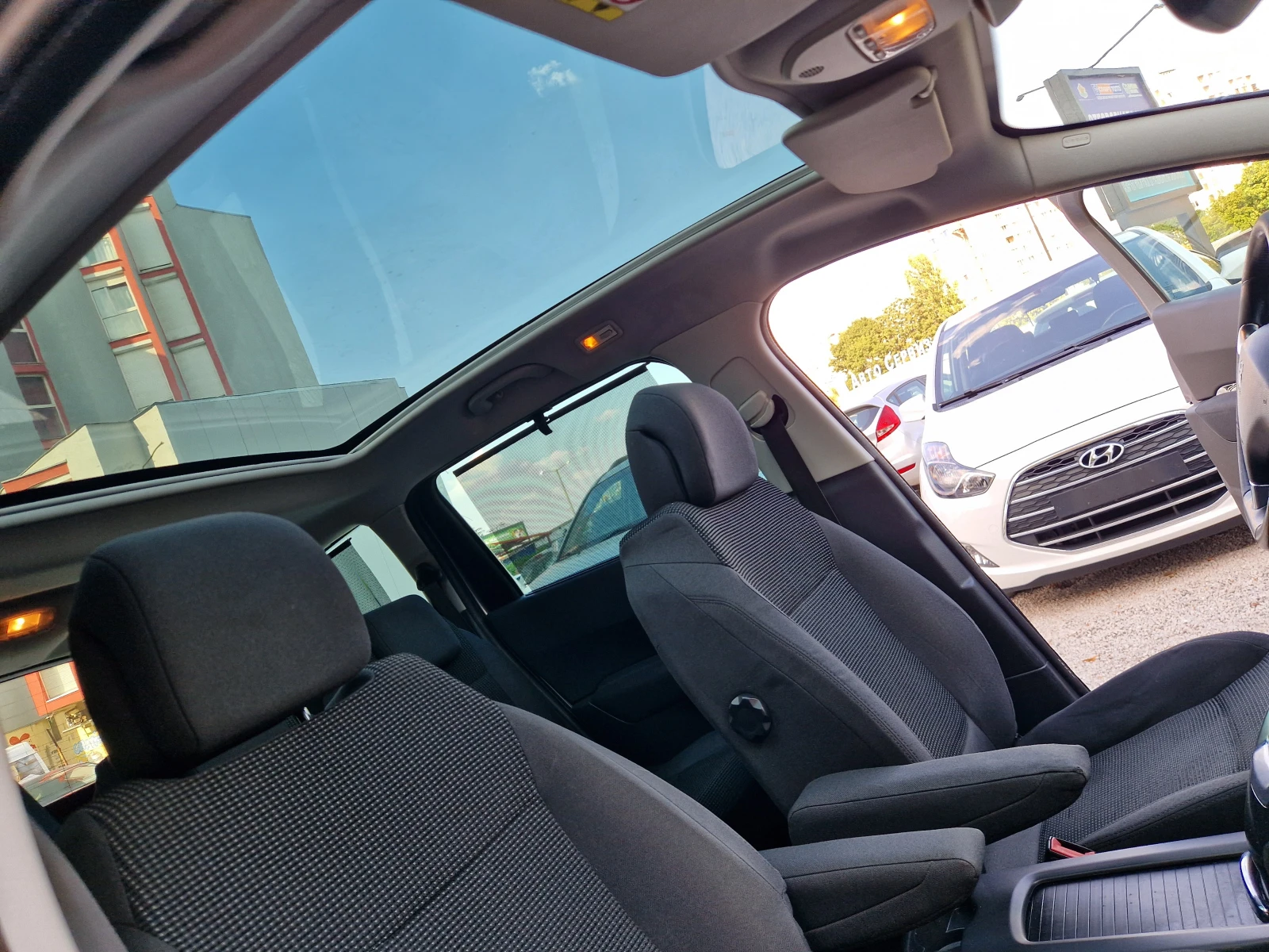Peugeot 5008 1.6HDI/7�/�������� | Mobile.bg � ����������� 14