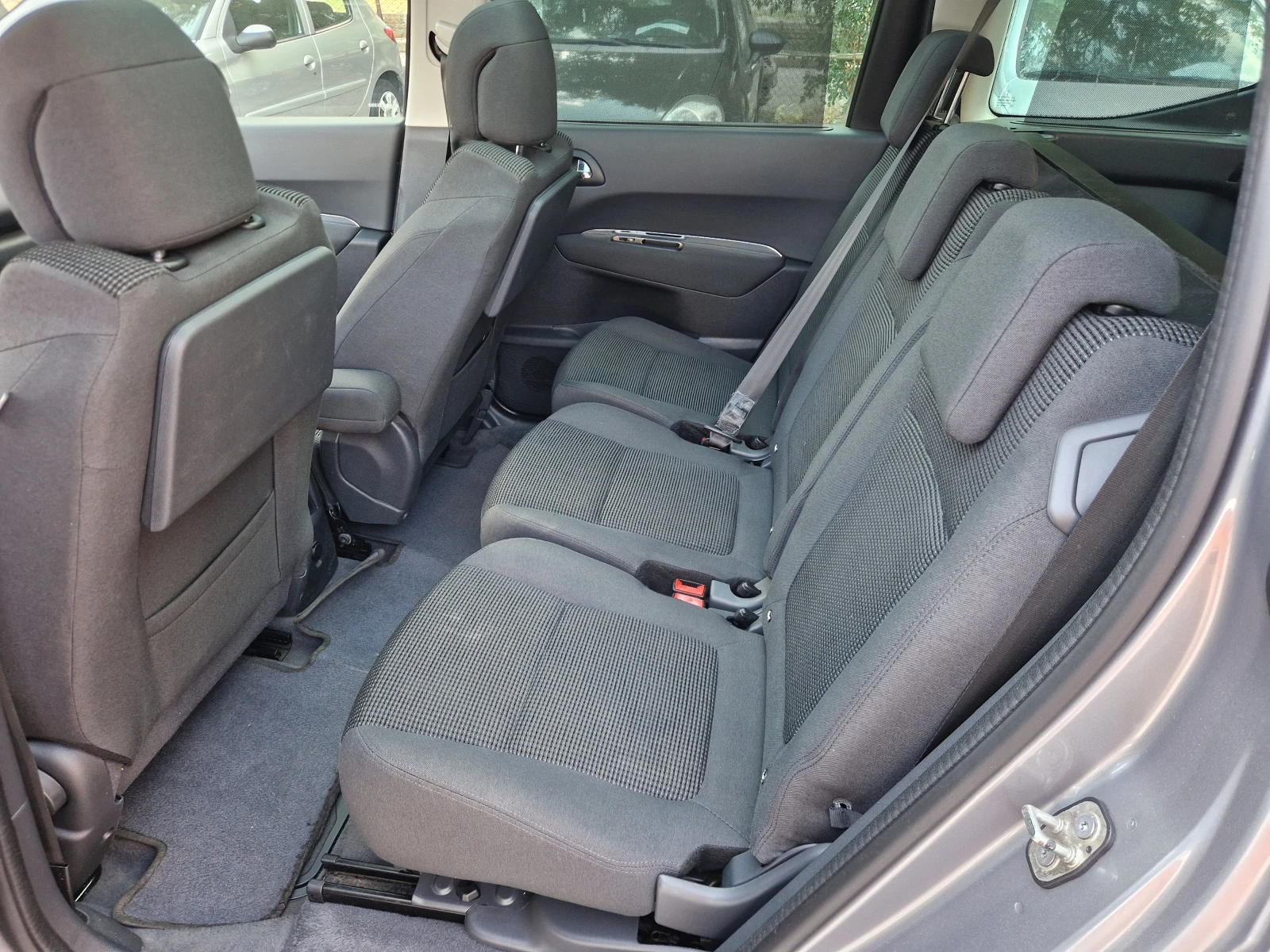 Peugeot 5008 1.6HDI/7�/�������� | Mobile.bg � ����������� 16