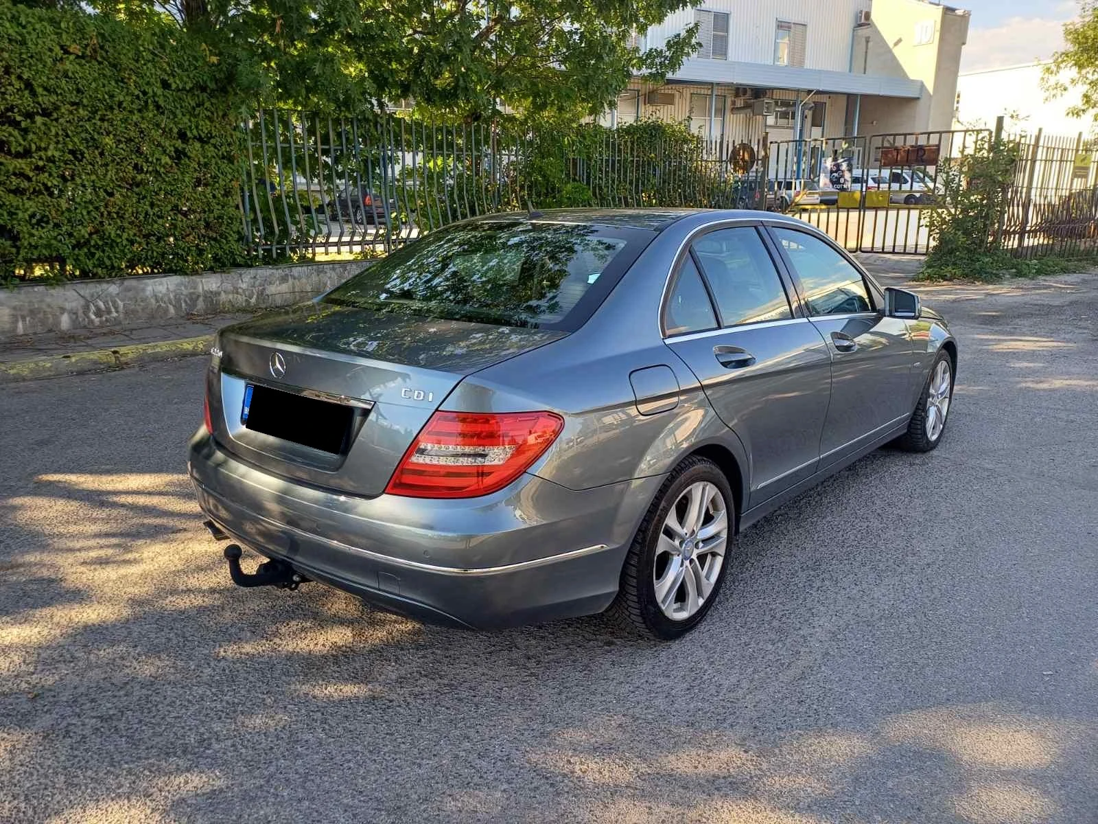 Mercedes-Benz C 220 CDI Avantgarde Facelift, снимка 6 - Автомобили и джипове - 56126452
