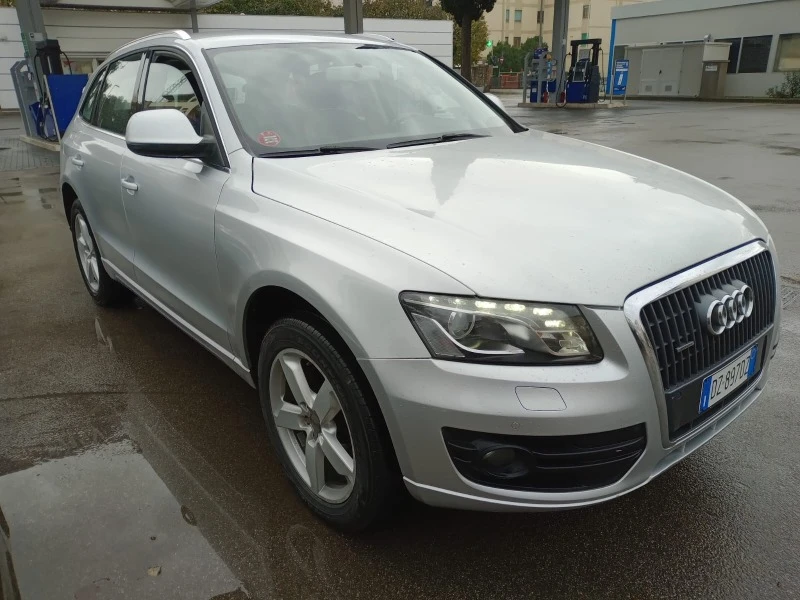 Audi Q5, снимка 4 - Автомобили и джипове - 47251570