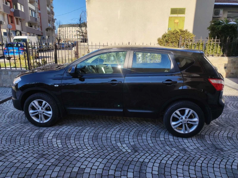 Nissan Qashqai, снимка 5 - Автомобили и джипове - 49040866