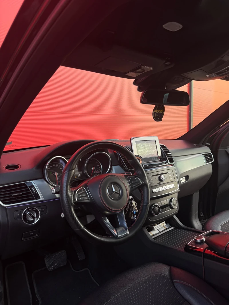 Mercedes-Benz GLE 350, снимка 7 - Автомобили и джипове - 52394847