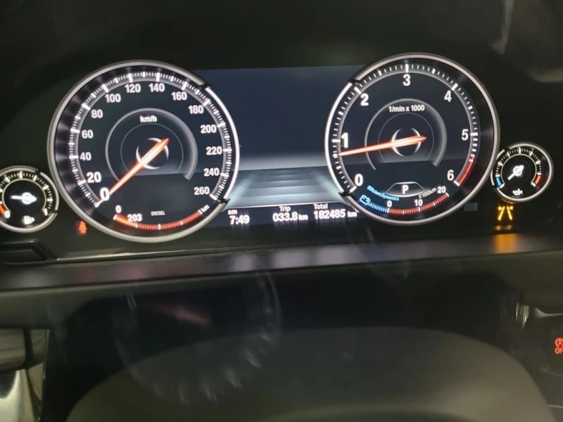 BMW X5 2015 XDRIVE35D * БЕЗ ПЪРВОНАЧАЛНА ВНОСКА* , снимка 9 - Автомобили и джипове - 52890562