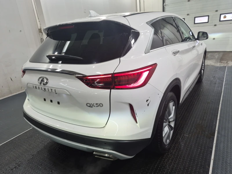 Infiniti QX50 PURE * * CARFAX * * АВТО КРЕДИТ * * , снимка 3 - Автомобили и джипове - 53216769
