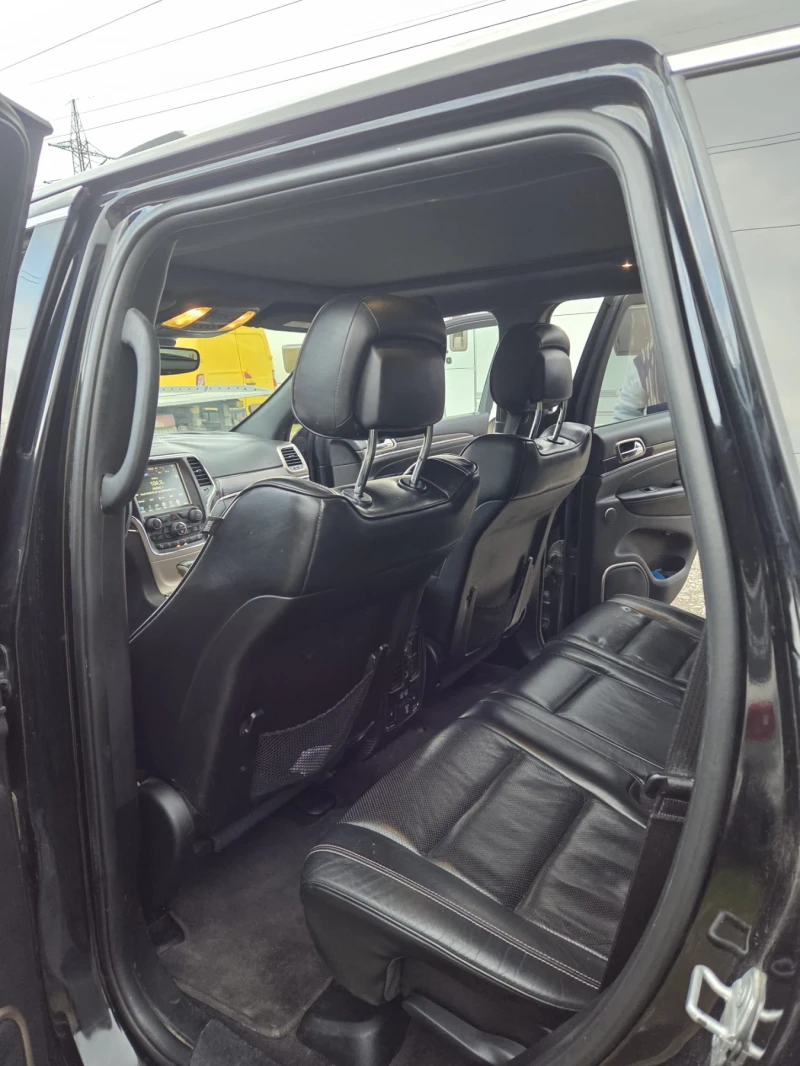 Jeep Grand cherokee, снимка 17 - Автомобили и джипове - 53302488