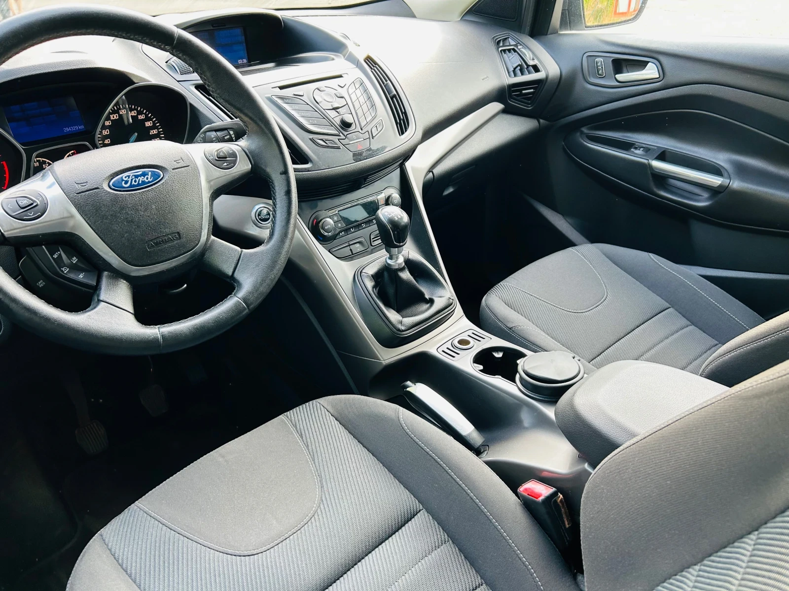 Ford Kuga 2.0 d - изображение 9