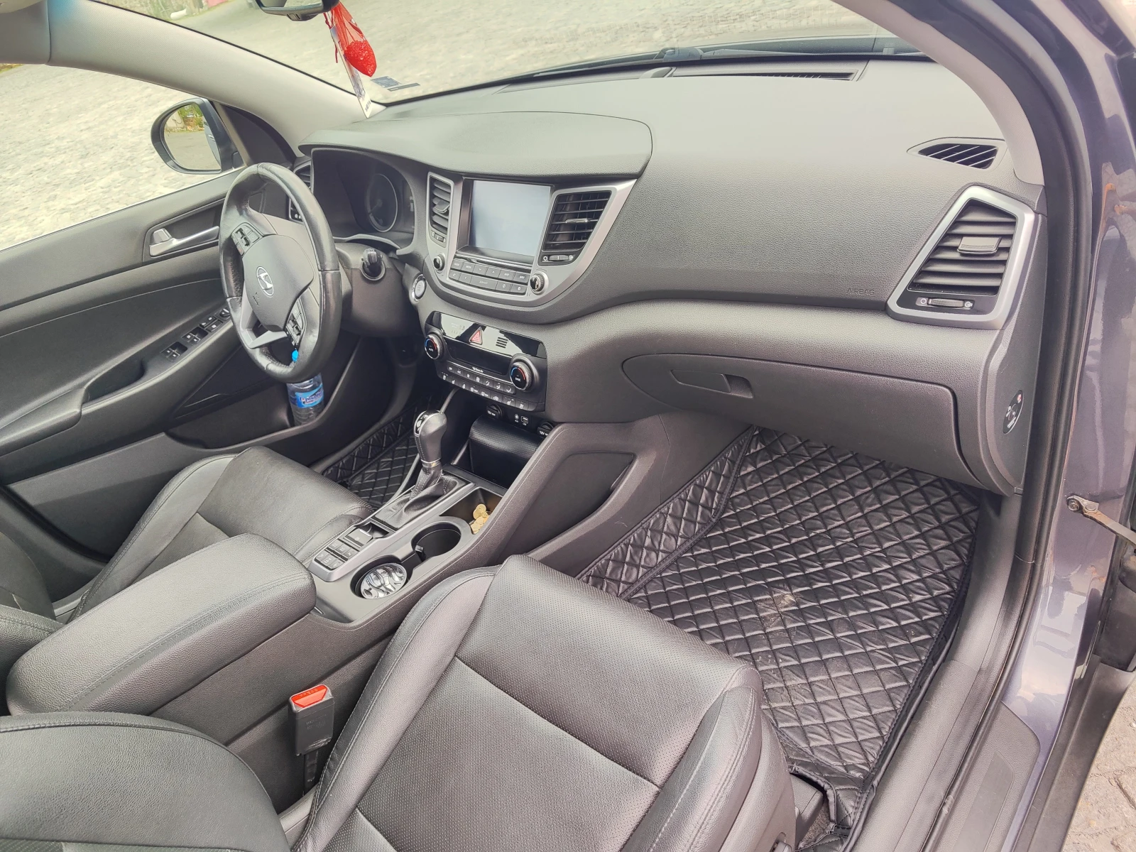 Hyundai Tucson Hyundai Tucson 2.0crdi * 4x4* Navi* PANORAMA* UNIK | Mobile.bg   8