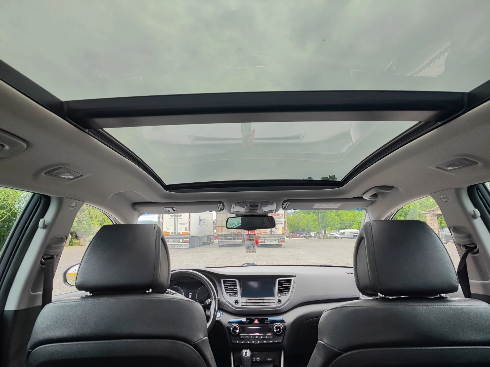 Hyundai Tucson Hyundai Tucson 2.0crdi * 4x4* Navi* PANORAMA* UNIK | Mobile.bg   1