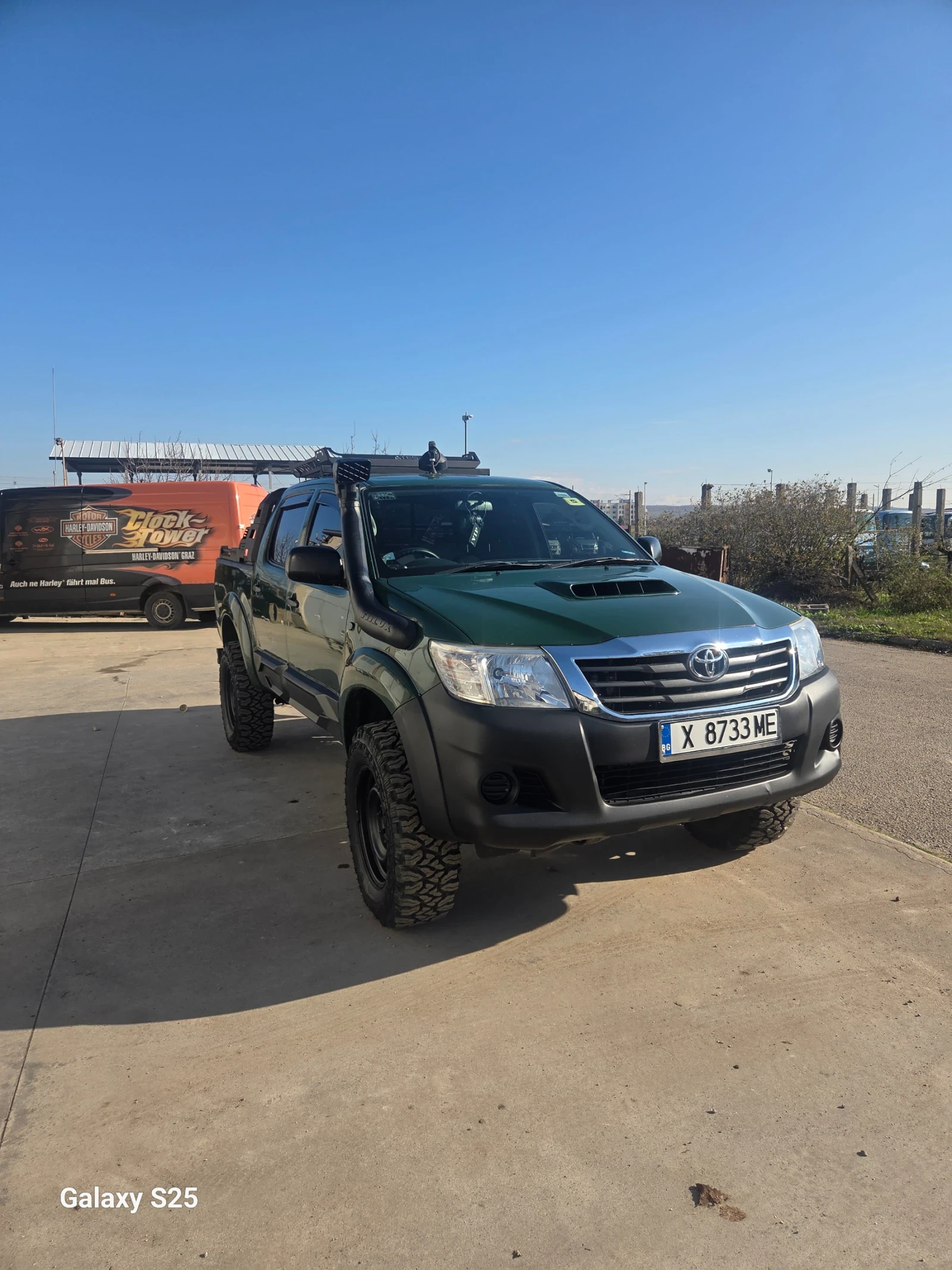 Toyota Hilux 2.5 - изображение 10