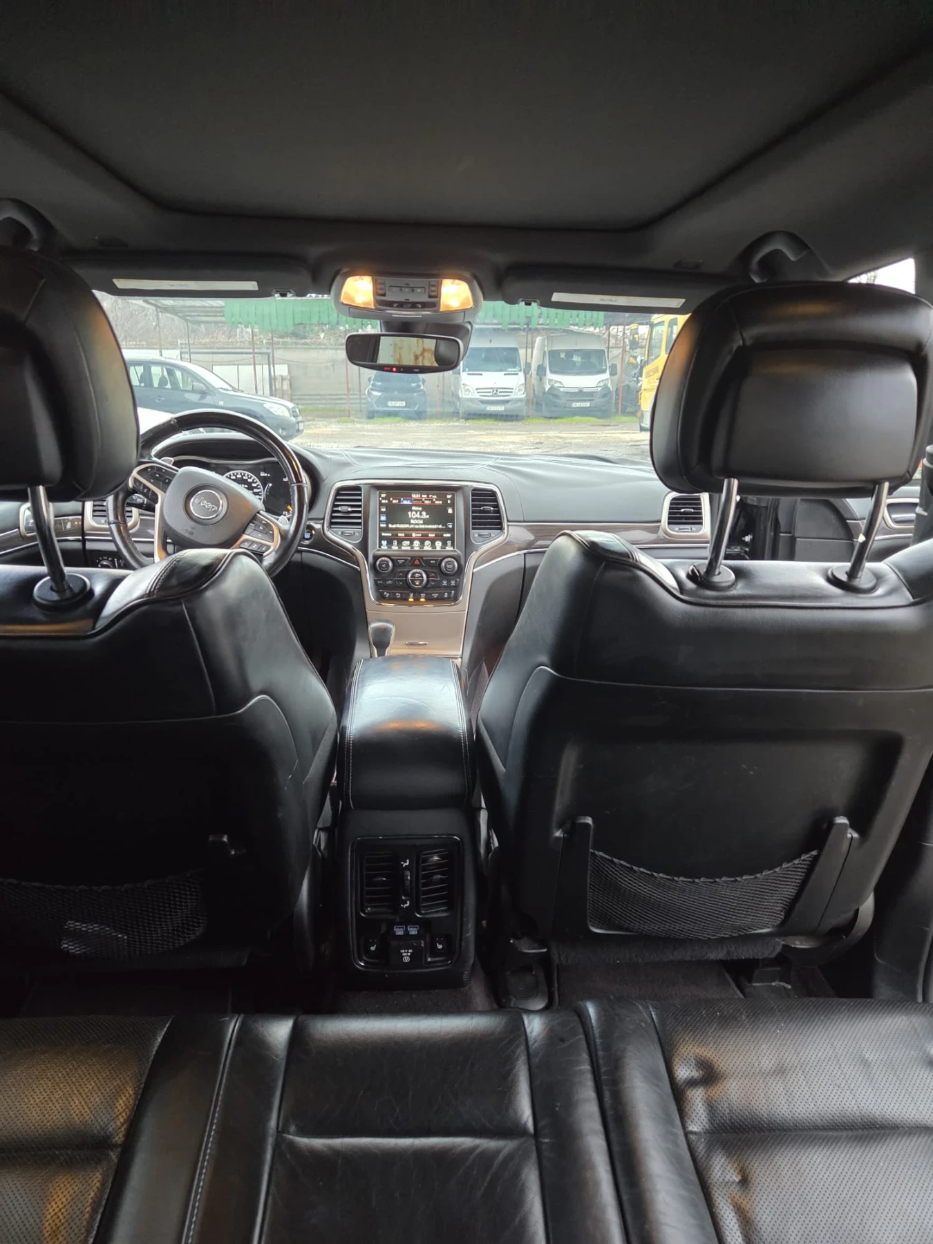 Jeep Grand cherokee, снимка 11 - Автомобили и джипове - 53302488