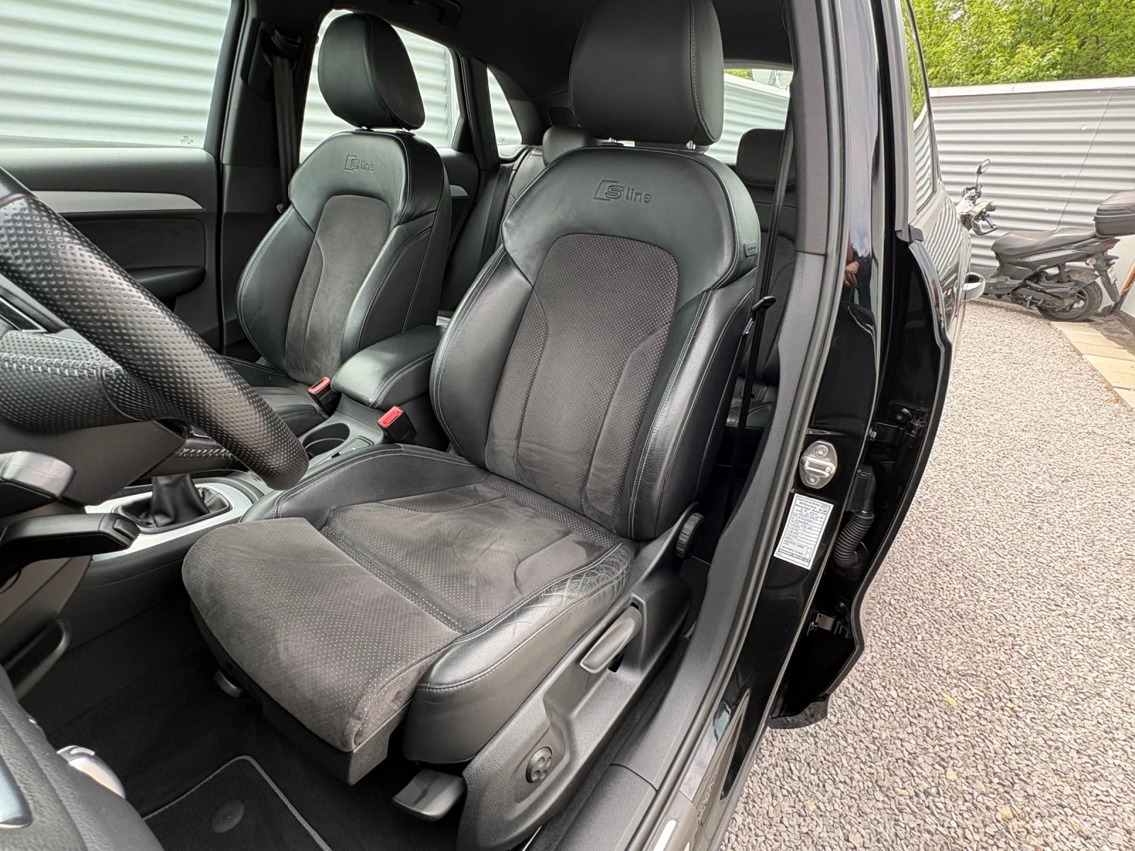 Audi Q3 2.0 TDI-S LINE + + + , снимка 12 - Автомобили и джипове - 54454420