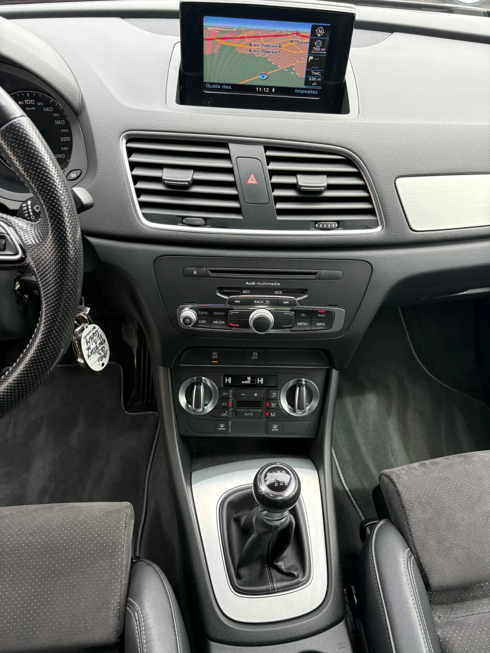 Audi Q3 2.0 TDI-S LINE + + + , снимка 15 - Автомобили и джипове - 54454420
