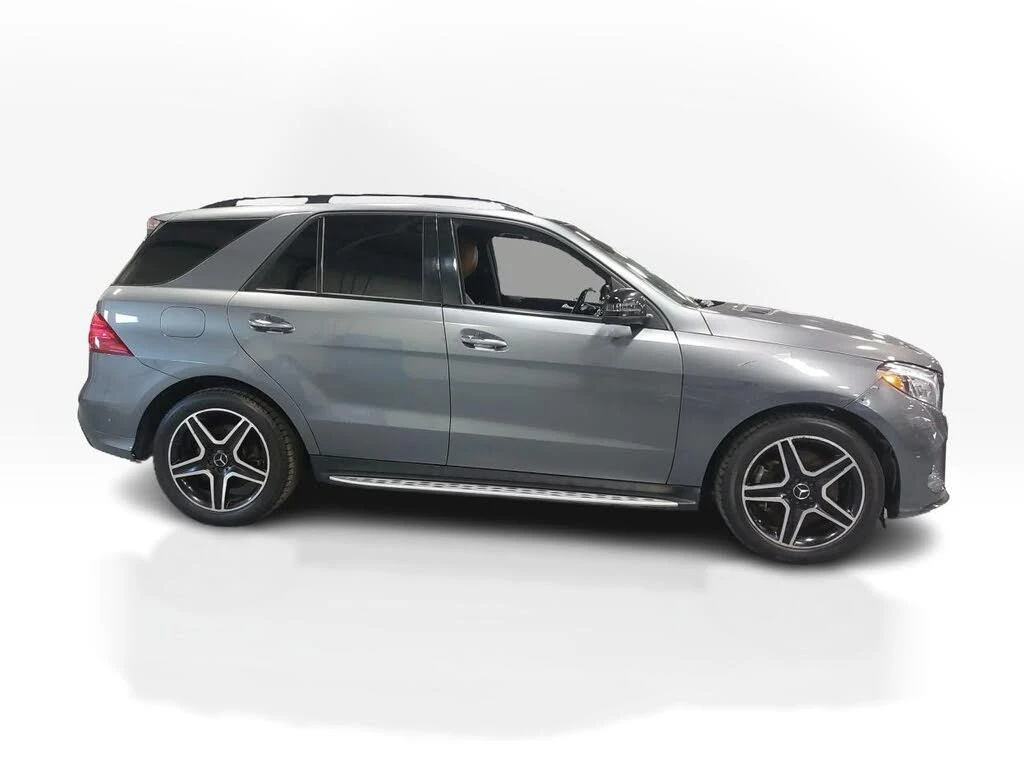 Mercedes-Benz GLE 43 AMG 4MATIC* HARMAN KARDON* PANORAMA* КРАЙНА ЦЕНА* , снимка 2 - Автомобили и джипове - 54726582