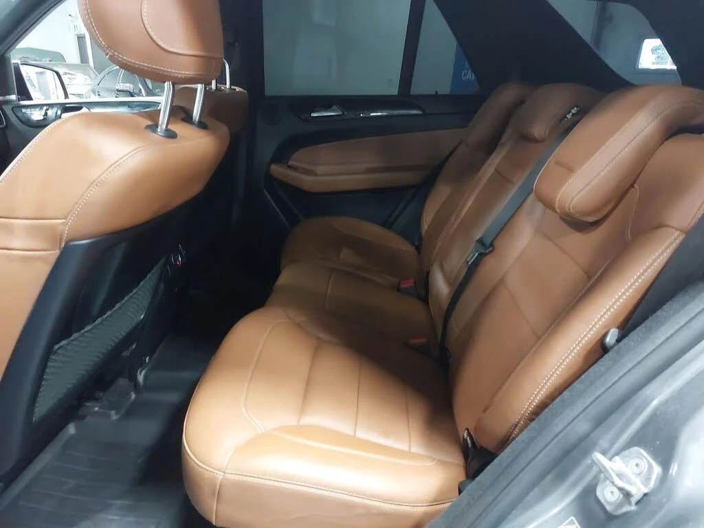 Mercedes-Benz GLE 43 AMG 4MATIC* HARMAN KARDON* PANORAMA* КРАЙНА ЦЕНА* , снимка 14 - Автомобили и джипове - 54726582
