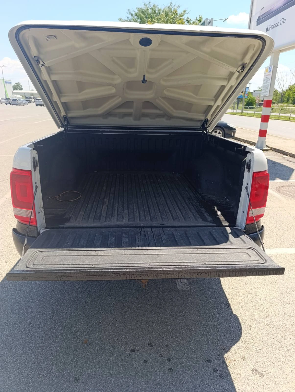 VW Amarok 2.0 TDI 4x4, снимка 4 - Автомобили и джипове - 55801717