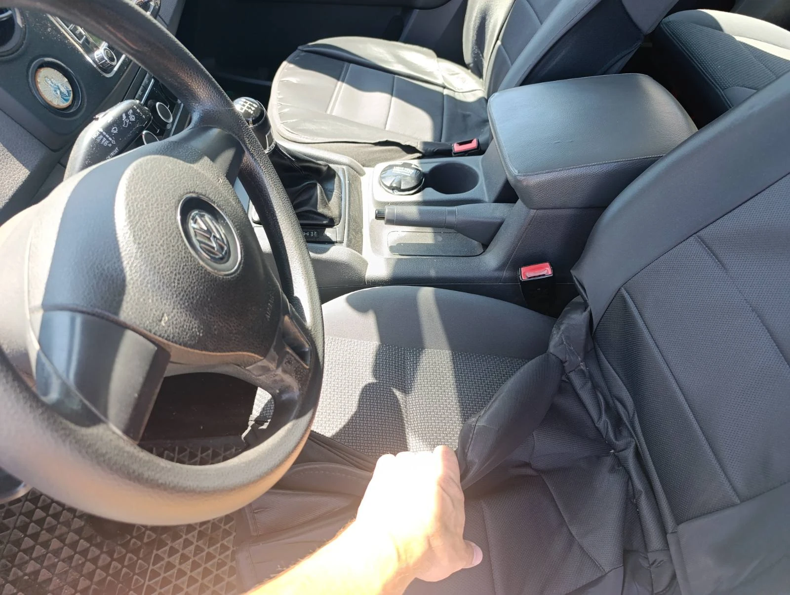 VW Amarok 2.0 TDI 4x4, снимка 13 - Автомобили и джипове - 55801717