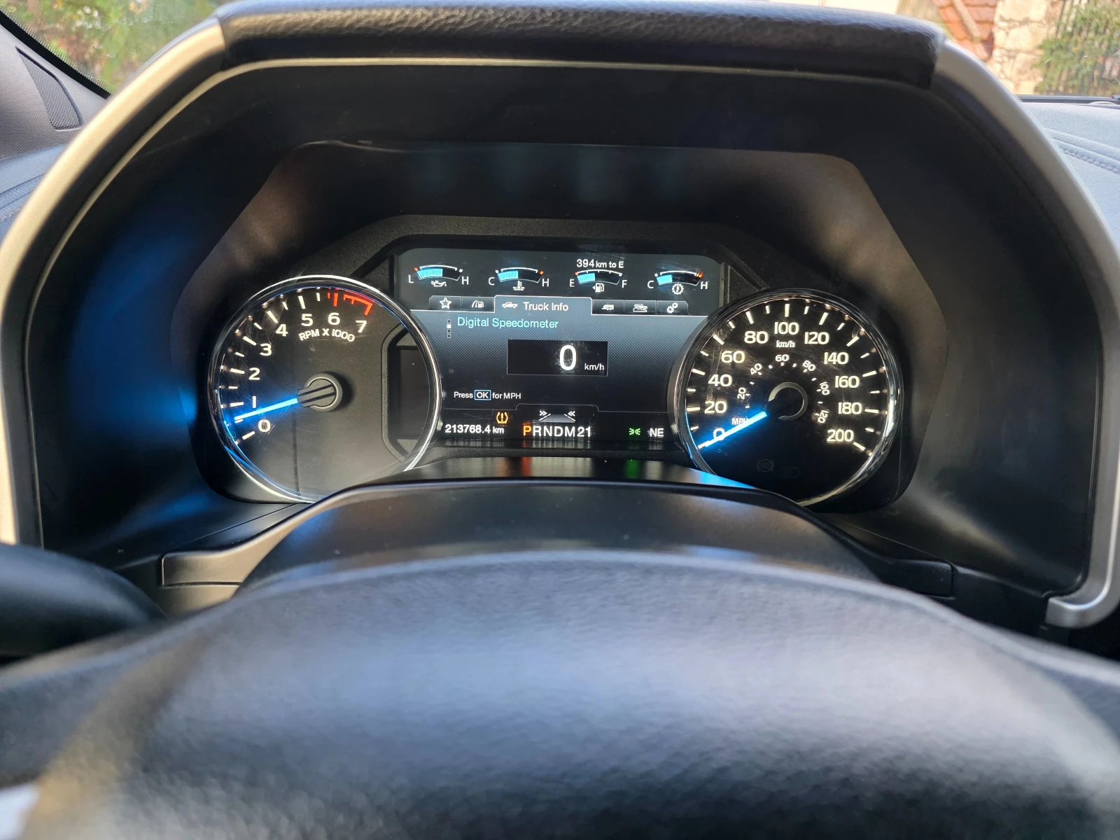 Ford F150 5.0 V8 LARIAT, снимка 11 - Автомобили и джипове - 56368898