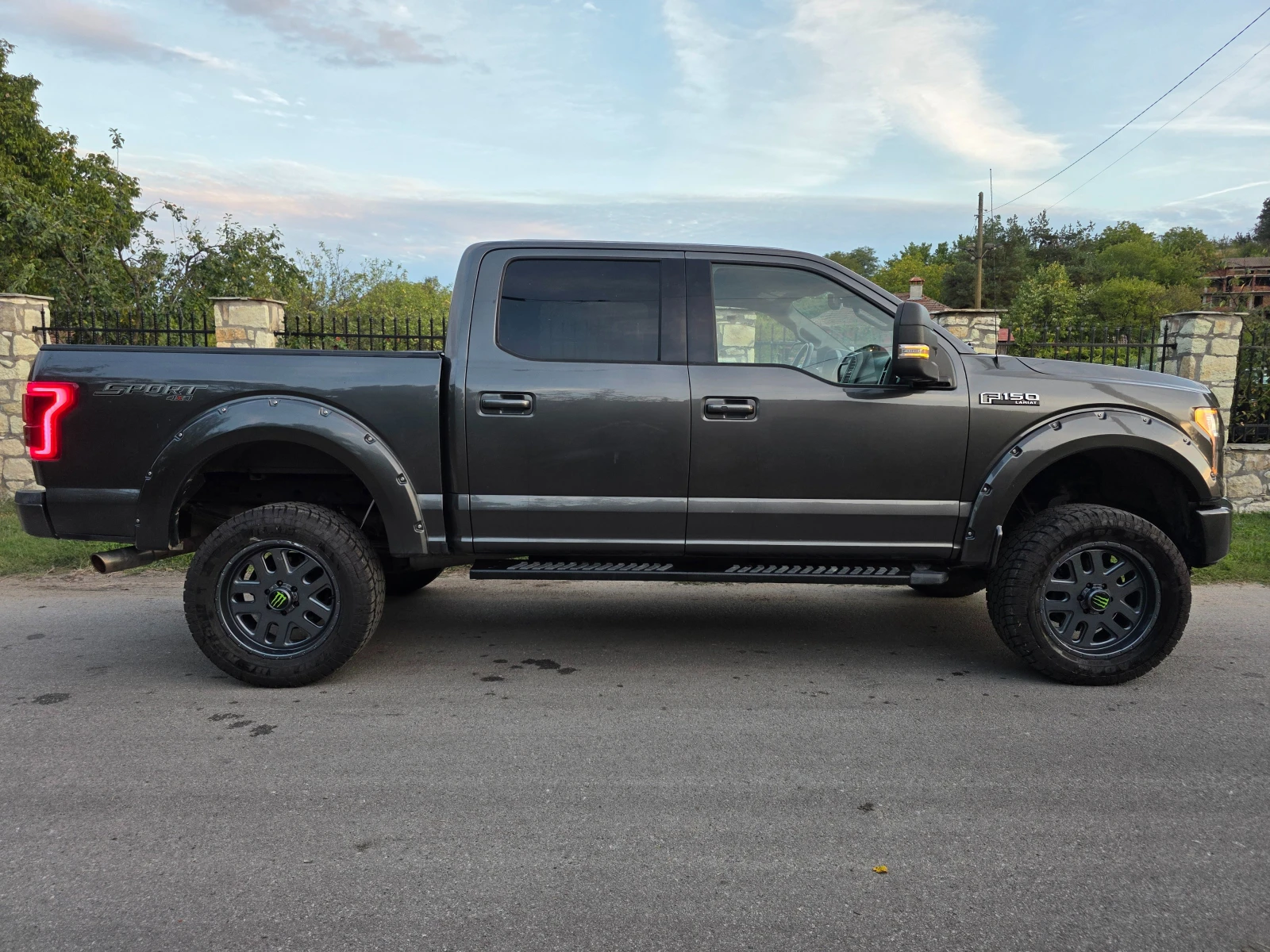 Ford F150 5.0 V8 LARIAT, снимка 4 - Автомобили и джипове - 56368898