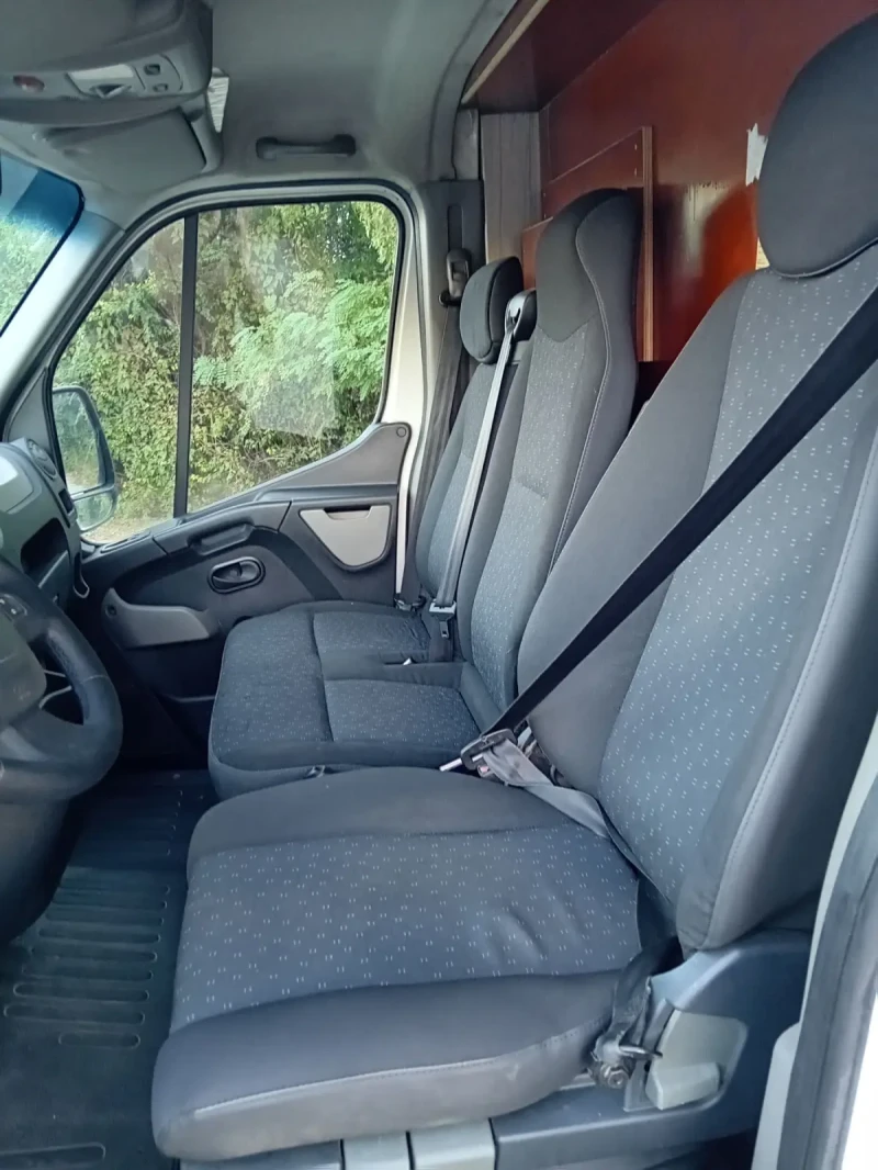 Renault Master 2.3 DCI Климатик , снимка 10 - Бусове и автобуси - 46448713