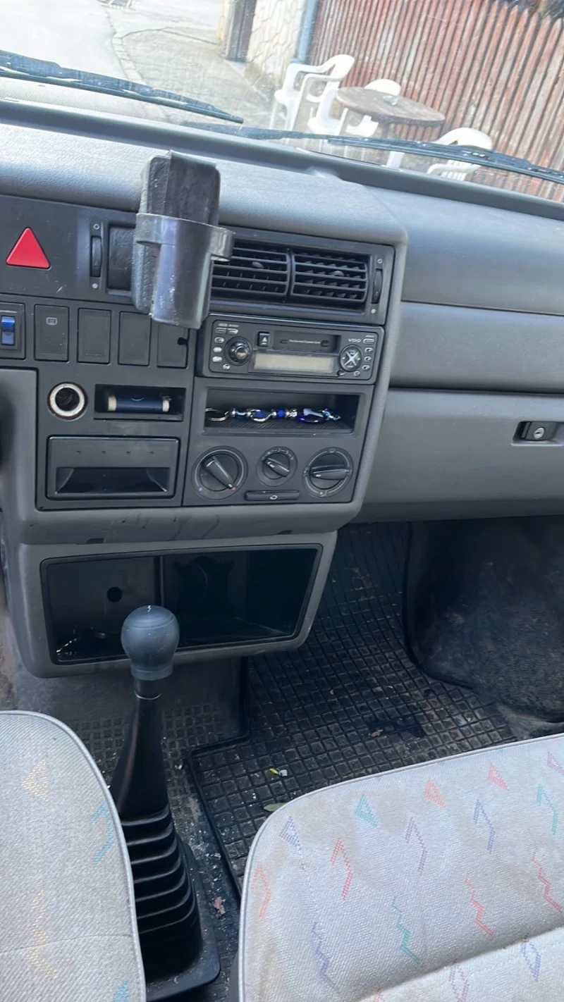 VW Transporter, снимка 5 - Бусове и автобуси - 53152777