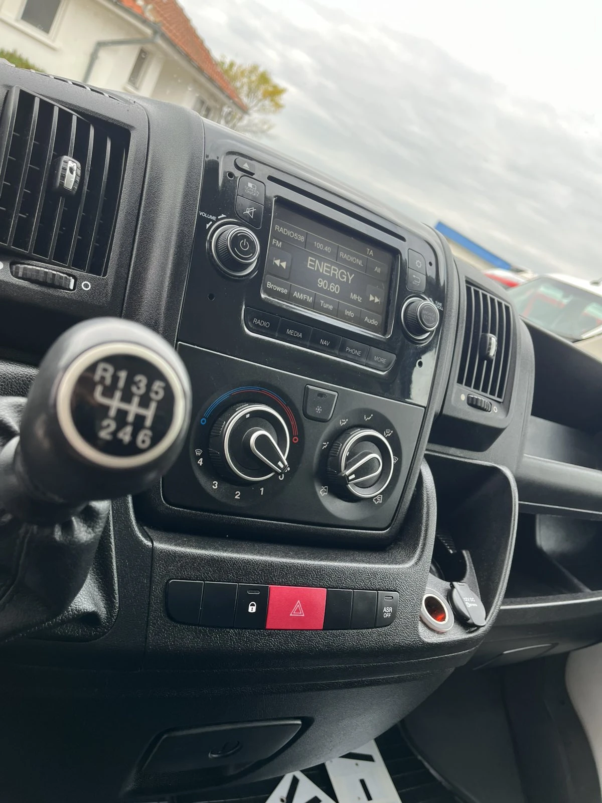 Peugeot Boxer  220V -20 | Mobile.bg   11