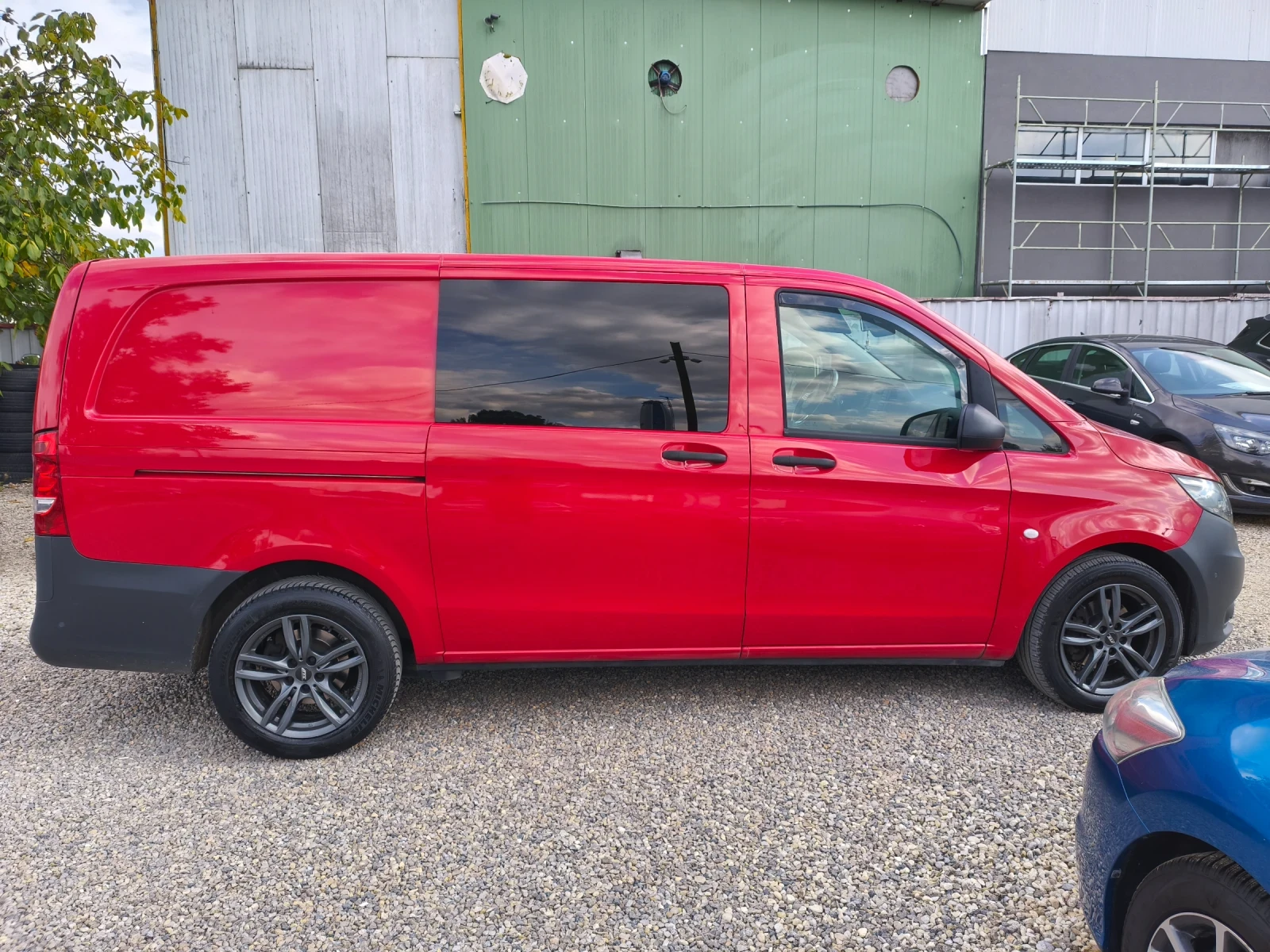 Mercedes-Benz Vito 116 * Автоматик * Камера * 3 места, снимка 3 - Бусове и автобуси - 56685535