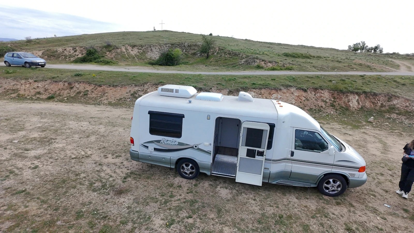 Кемпер VW T4 Rialta Winnebago , снимка 12 - Каравани и кемпери - 54673623