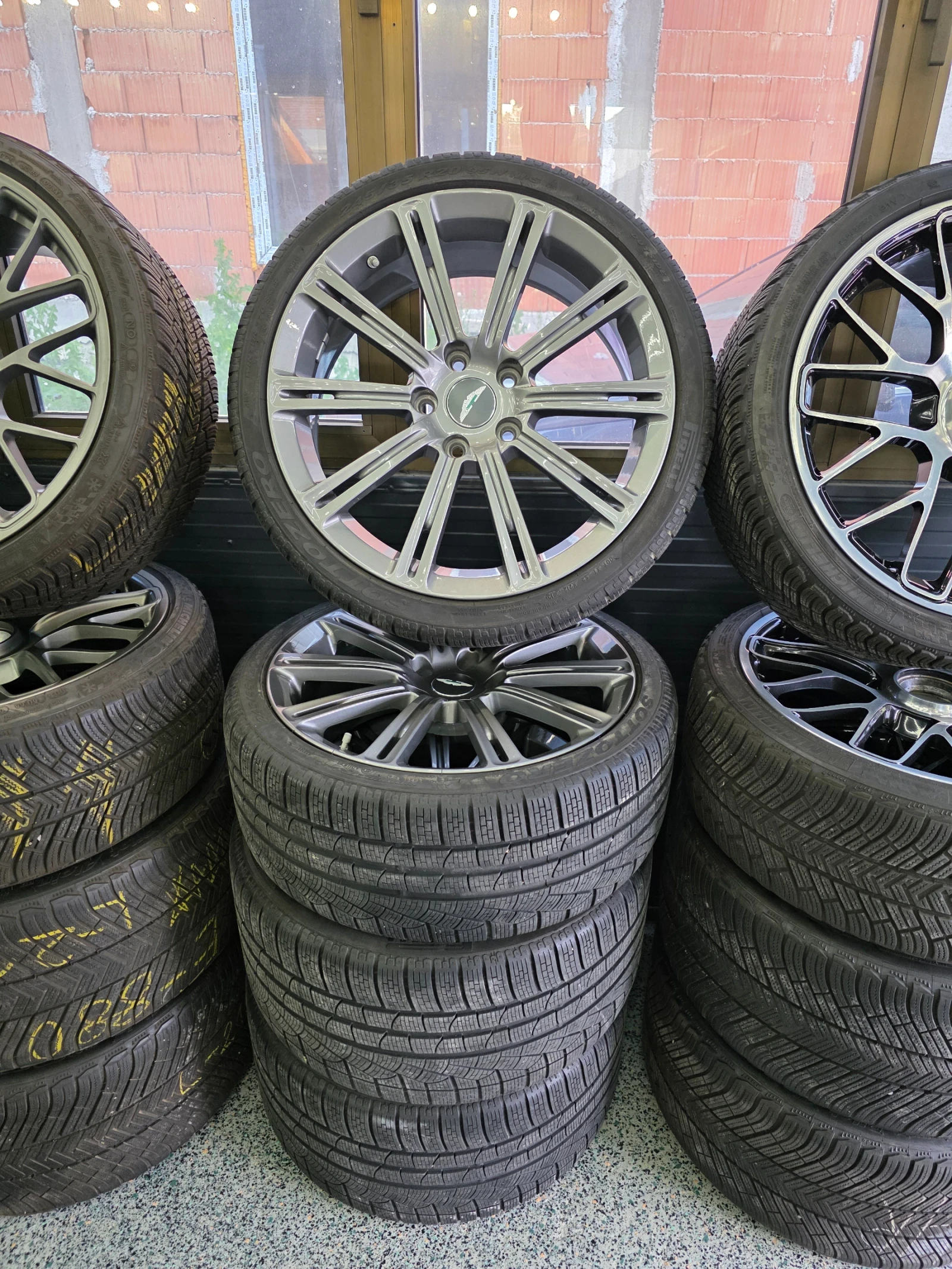 ���� � ������ 295/30R20 �� Aston Martin Rapide | Mobile.bg � ����������� 9