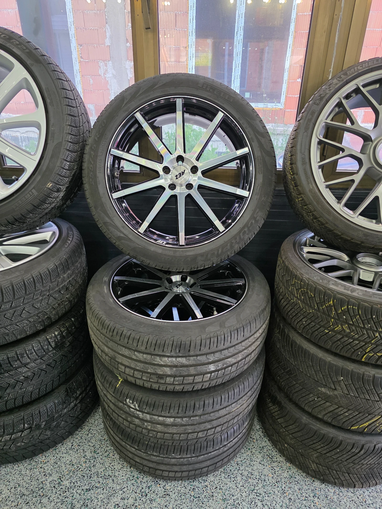 ���� � ������ 295/30R20 �� Aston Martin Rapide | Mobile.bg � ����������� 11