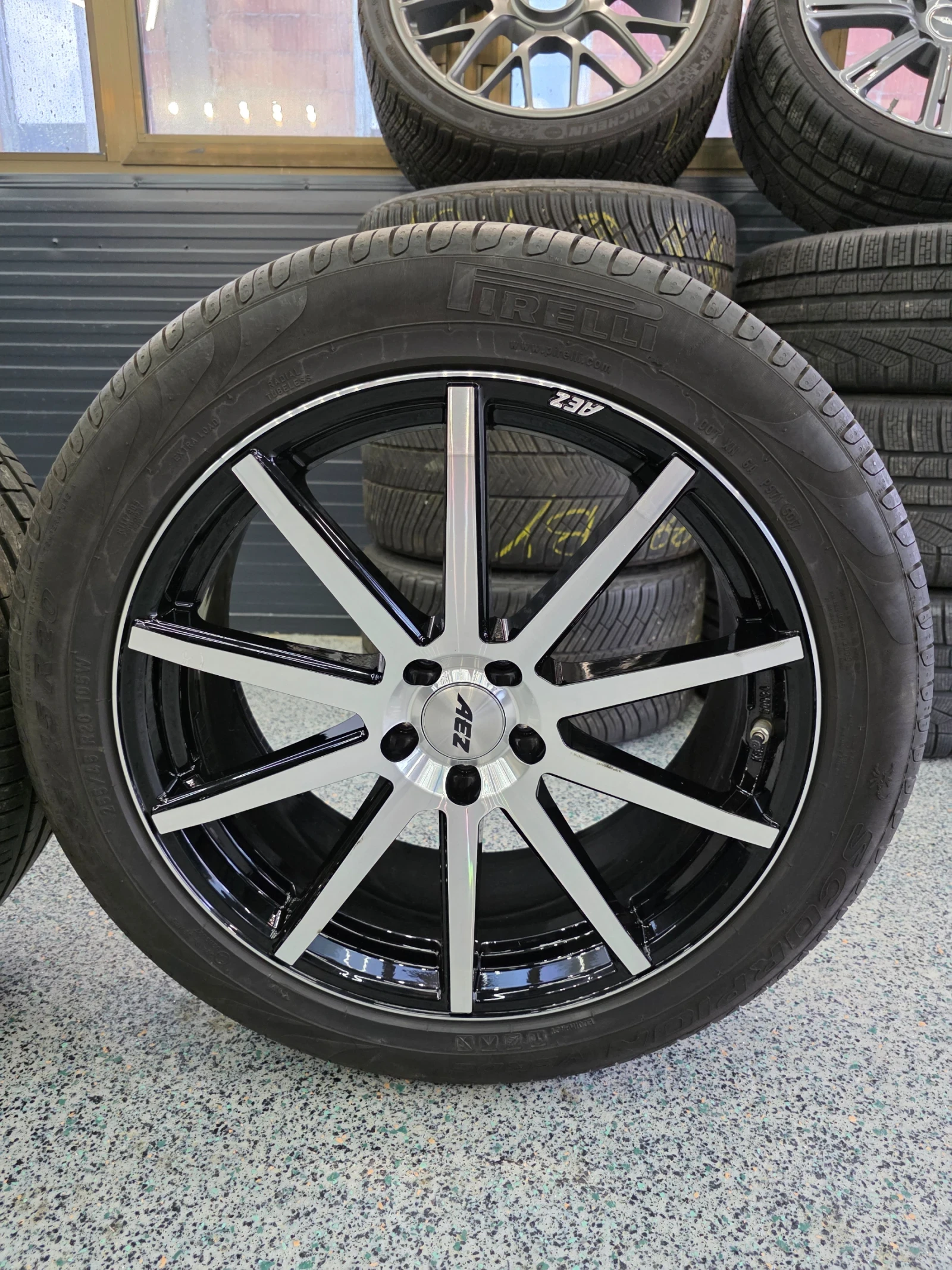 ���� � ������ 295/30R20 �� Aston Martin Rapide | Mobile.bg � ����������� 15