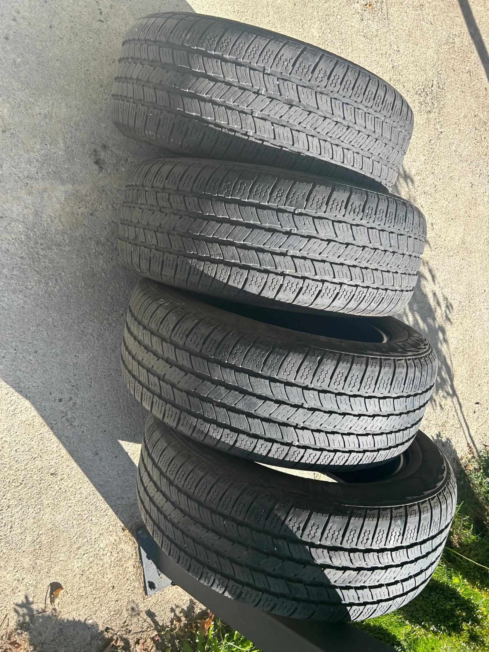Гуми Всесезонни 275/55R20
