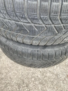 Гуми с джанти Pirelli 195/65R15, снимка 5 - Гуми и джанти - 48270490