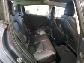 Tesla Model 3 AWD* ТЕРМОПОМПА* АВТОПИЛОТ* ПОДГРЕВ* ПАНОРАМА* , снимка 10