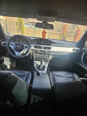 BMW 330, снимка 13