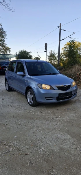 Mazda 2 1.25 бензин 75 к.с., снимка 2