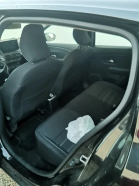 Dacia Sandero Комфорт , снимка 12