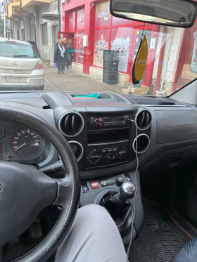 Peugeot Partner - 3100 € / 6063.07 лв. - 48583784 4