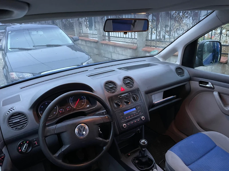 VW Caddy, снимка 6 - Автомобили и джипове - 48168346