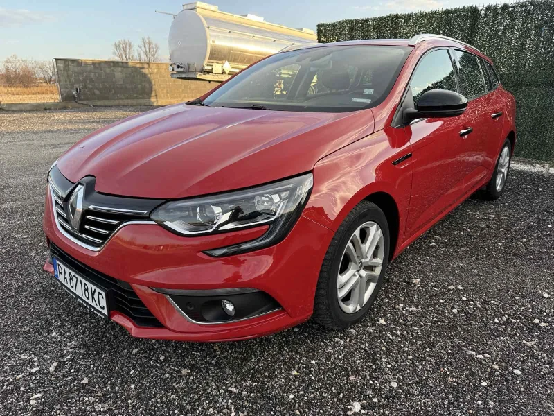 Renault Megane, снимка 2 - Автомобили и джипове - 48312739