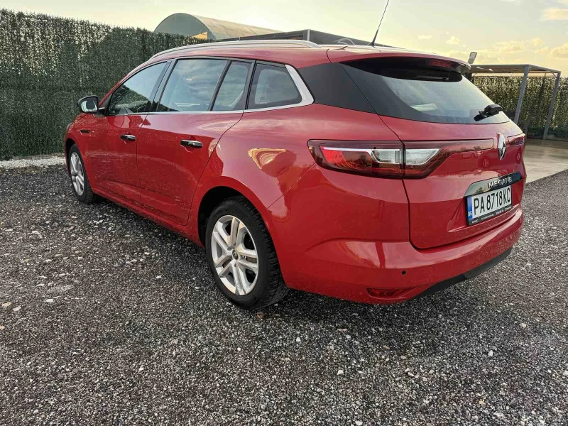 Renault Megane, снимка 6 - Автомобили и джипове - 48312739