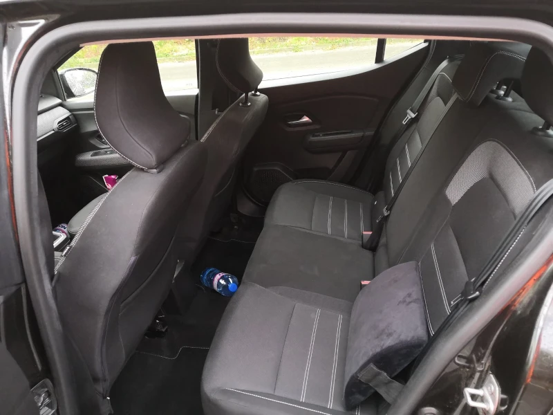 Dacia Sandero, снимка 2 - Автомобили и джипове - 52462421