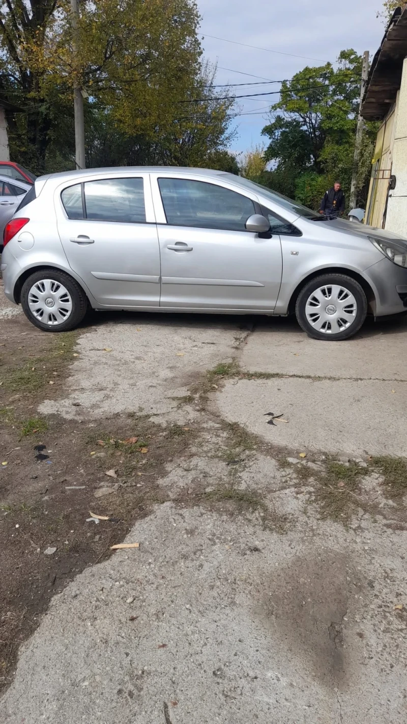 Opel Corsa  Opel Corsa D, снимка 4 - Автомобили и джипове - 52259922