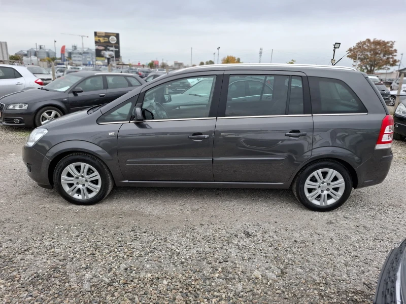 Opel Zafira 1.8i, снимка 15 - Автомобили и джипове - 52185540