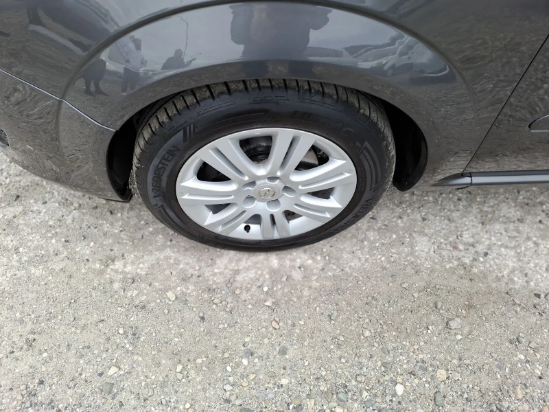 Opel Zafira 1.8i, снимка 16 - Автомобили и джипове - 52185540