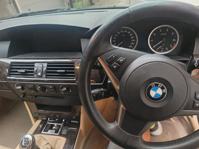 BMW 523 2.5i, снимка 6 - Автомобили и джипове - 52728608