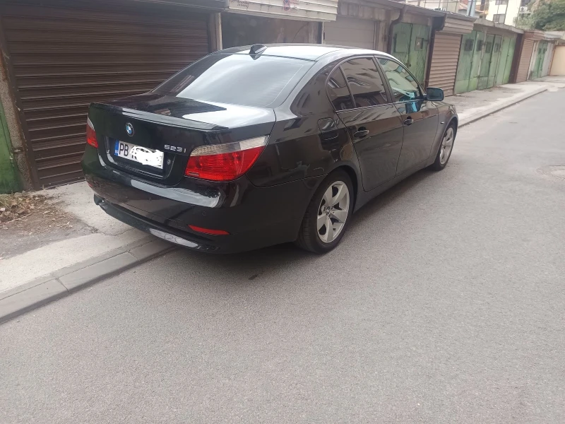 BMW 523 2.5i, снимка 9 - Автомобили и джипове - 52728608